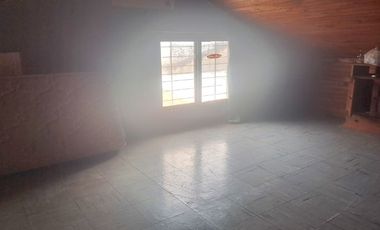 Casa con Departamento en venta en Quilmes Este