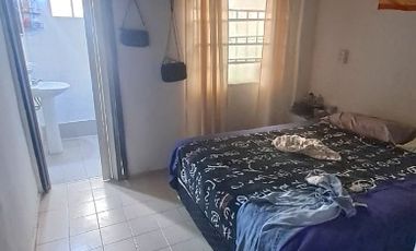 Casa con Departamento en venta en Quilmes Este