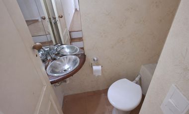 SIN EXPENSAS Triplex en venta c/cochera, patio, terraza techada en Villa Urquiza