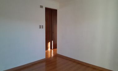 HERMOSA Y AMPLIA CASA , EN EXCLUSIVO SECTOR DE REÑACA