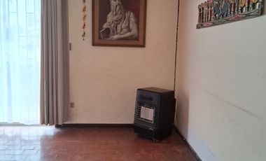 HERMOSA Y AMPLIA CASA , EN EXCLUSIVO SECTOR DE REÑACA