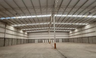 BODEGA EN RENTA SOBRE BULEVARD,TORREÓN, COAH | 9.5 M ALTURA | ANDENES, PATIO DE MANIOBRAS| CEDIS/COMERCIAL