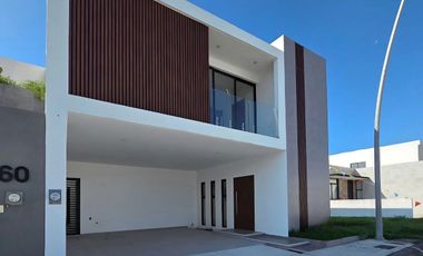 Casa en venta Lomas del dorado