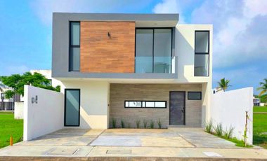 Casa en Venta en Lomas del Dorado