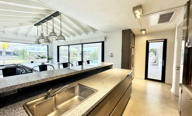 Casa en El Yacht