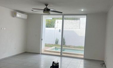 Casa en Venta en Conkal, Mérida Yucatán (EB-VU2187)