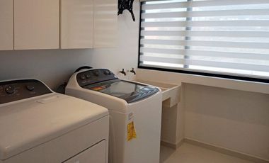 Se renta condominio de 3 recámaras en Zona Río Tijuana PMR-942