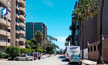 Se renta condominio de 3 recámaras en Zona Río Tijuana PMR-942