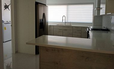 Se renta condominio de 3 recámaras en Zona Río Tijuana PMR-942