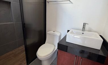 CASA EN RENTA CON PISCINA EN RESIDENCIAL SAC-UH, CERCA DE GRAN SANTA FE