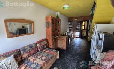 Triplex a dos cuadras del mar con cochera cubierta en San Bernardo