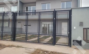 Venta Duplex 3 Dormitorios - Fdez. Oro, Rio Negro