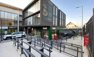 ESTACIONAMIENTO EN STRIP CENTER DE PEÑALOLÉN