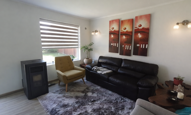 CASA IMPECABLE EN TOROBAYO, CONDOMINIO CON SEGURIDAD 24/7