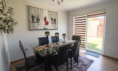 CASA IMPECABLE EN TOROBAYO, CONDOMINIO CON SEGURIDAD 24/7