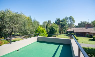 VENTA CASA - GOLFERS COUNTRY CLUB - PILAR