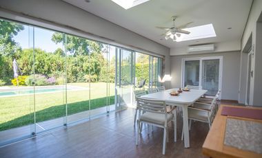 VENTA CASA - GOLFERS COUNTRY CLUB - PILAR