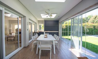 VENTA CASA - GOLFERS COUNTRY CLUB - PILAR