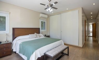 VENTA CASA - GOLFERS COUNTRY CLUB - PILAR