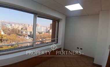 Amplia oficina en Avenida Libertad