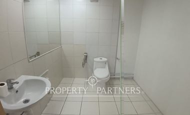 Amplia oficina en Avenida Libertad