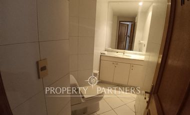 Amplia oficina en Avenida Libertad