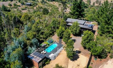 Puertecillo, Moderna Casa con Paneles Solares