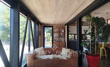 Puertecillo, Moderna Casa con Paneles Solares