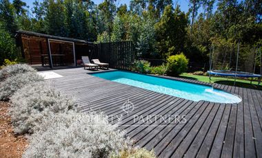 Puertecillo, Moderna Casa con Paneles Solares