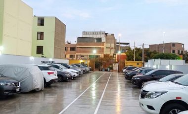 Venta De Departamento en Surco De 75M² Con Balcón Y Vista Al Parque - Ascensor Y Seguridad 24/7