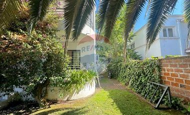 GRAN TERRENO, HERMOSA CASA GIRO COMERCIAL