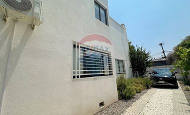 GRAN TERRENO, HERMOSA CASA GIRO COMERCIAL