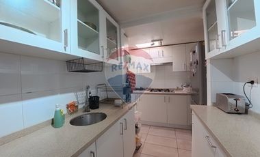 Casa Esquina pasaje cerrado en Macul