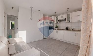 Casa Esquina pasaje cerrado en Macul