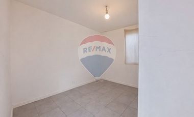 Casa Esquina pasaje cerrado en Macul