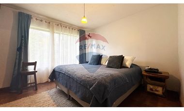 Exclusiva Casa en Villarrica con Vista al Lago