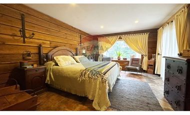 Exclusiva Casa en Villarrica con Vista al Lago