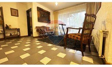 Exclusiva Casa en Villarrica con Vista al Lago