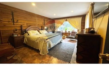 Exclusiva Casa en Villarrica con Vista al Lago