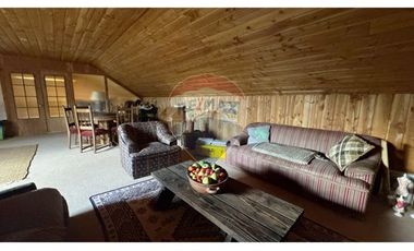 Exclusiva Casa en Villarrica con Vista al Lago