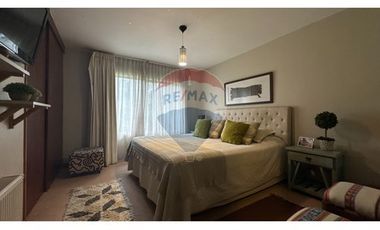 Exclusiva Casa en Villarrica con Vista al Lago