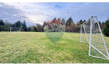 Exclusiva Casa en Villarrica con Vista al Lago