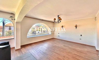 Las Cinerarias. Bosque de Montemar. Amplia casa.