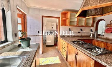 Las Cinerarias. Bosque de Montemar. Amplia casa.