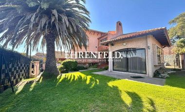 Las Cinerarias. Bosque de Montemar. Amplia casa.