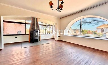 Las Cinerarias. Bosque de Montemar. Amplia casa.