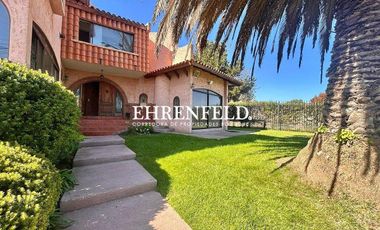 Las Cinerarias. Bosque de Montemar. Amplia casa.