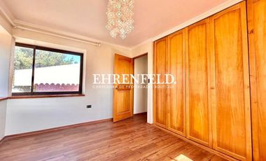 Las Cinerarias. Bosque de Montemar. Amplia casa.