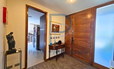 CASA MEDITERRÁNEA COMO NUEVA EN CONDOMINIO LOS BRAVOS