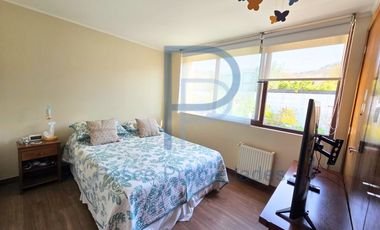 CASA MEDITERRÁNEA COMO NUEVA EN CONDOMINIO LOS BRAVOS